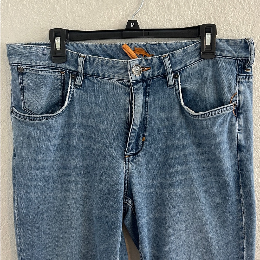 Classic Tommy Bahama Blue Men's Jeans 35x32 - Picture 3 of 9